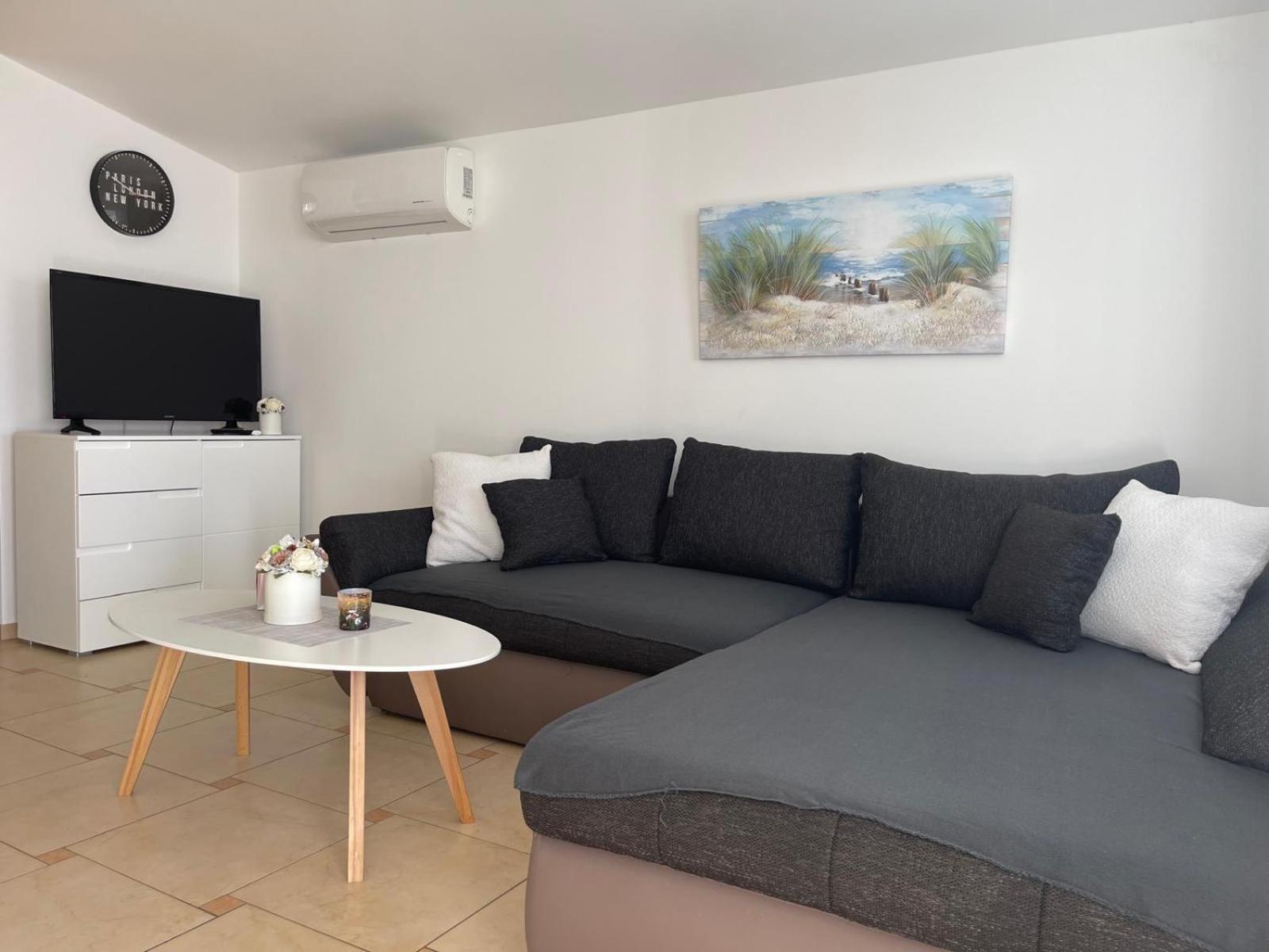 Sinisa Apartman Vir Exterior foto